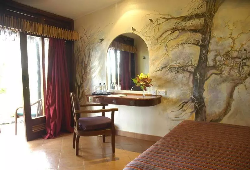 هتل Amboseli Serena Safari Lodge