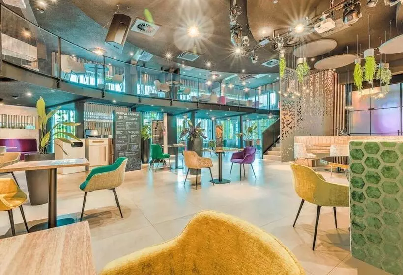 هتل Casino 2000   Adult Guests Only