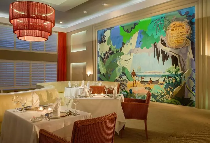 هتل Couples Tower Isle