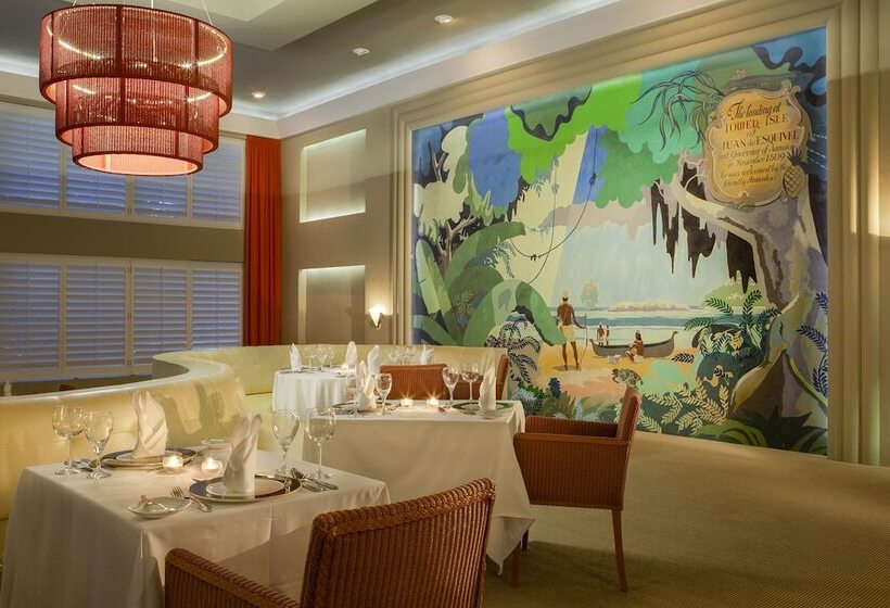 هتل Couples Tower Isle