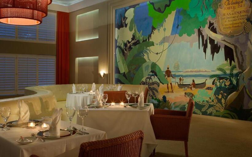 هتل Couples Tower Isle