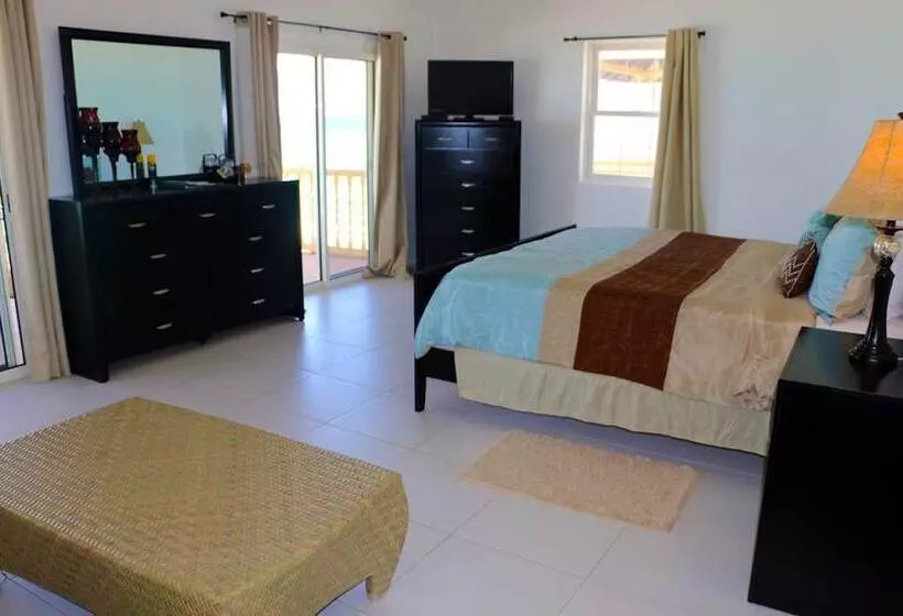 هتل Rendezvous Bay