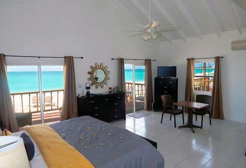 هتل Rendezvous Bay