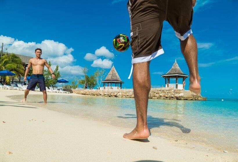 هتل Seagarden Beach Resort All Inclusive