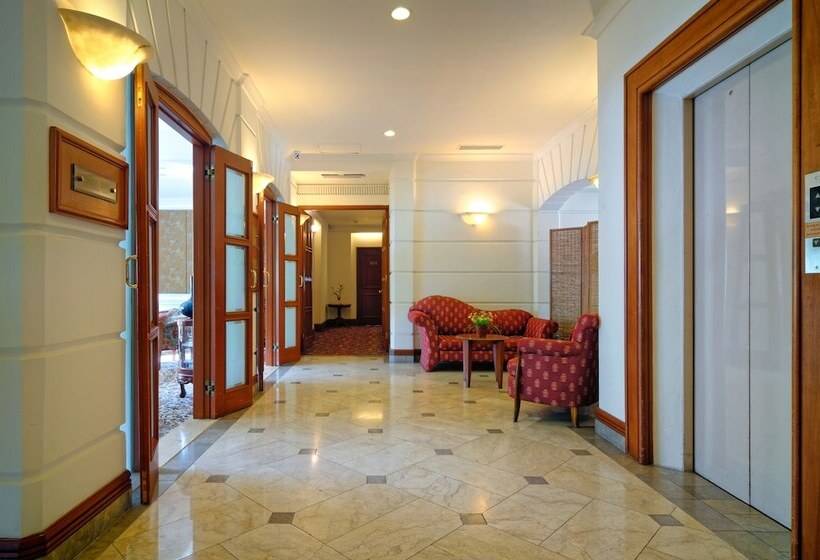 فندق The Jesselton