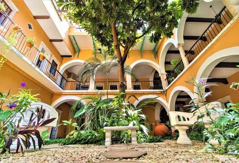 בית מלון כפרי Caribe Merida Yucatan