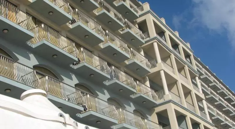 호텔 Cavalieri Art