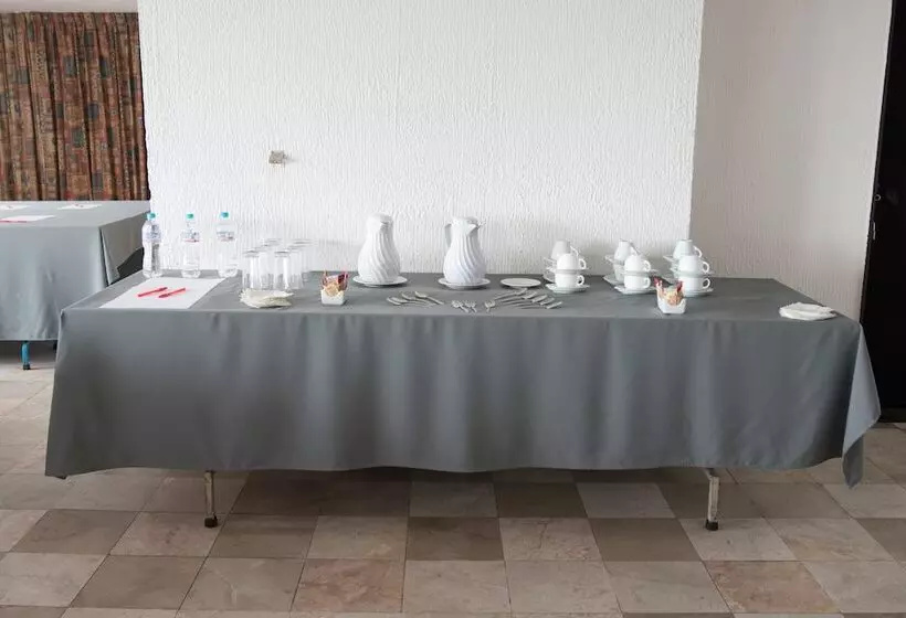 Отель San Francisco Centro Historico