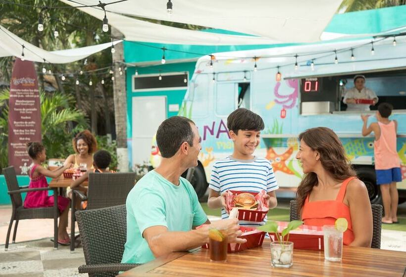 هتل Sunscape Dorado Pacifico Ixtapa Resort & Spa All Inclusive