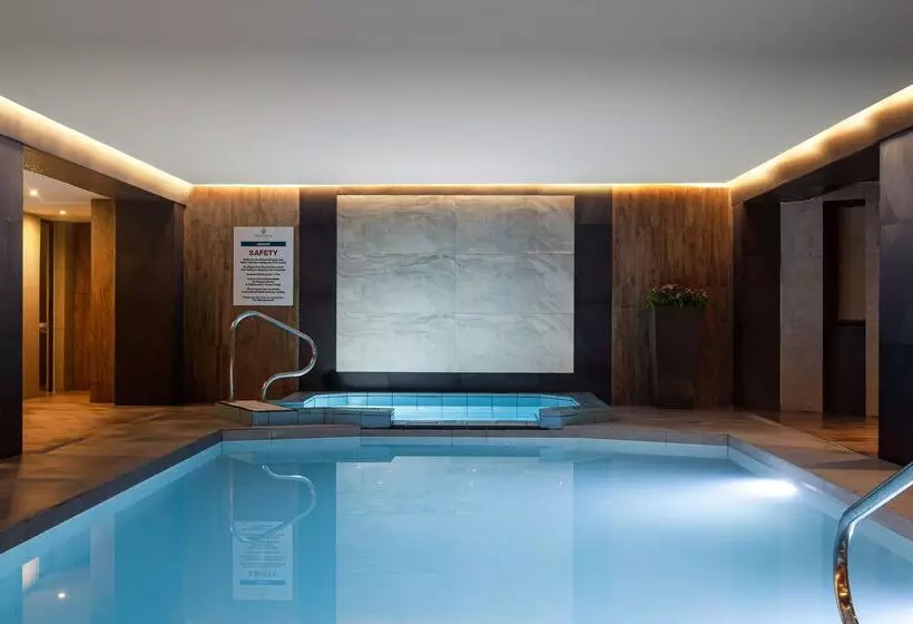 استراحتگاه Pergola Hotel & Spa