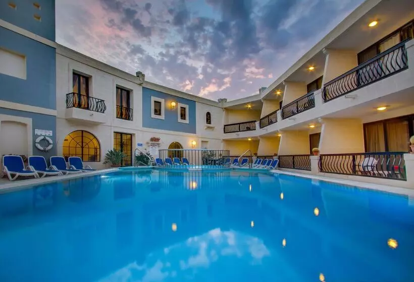 استراحتگاه Pergola Hotel & Spa