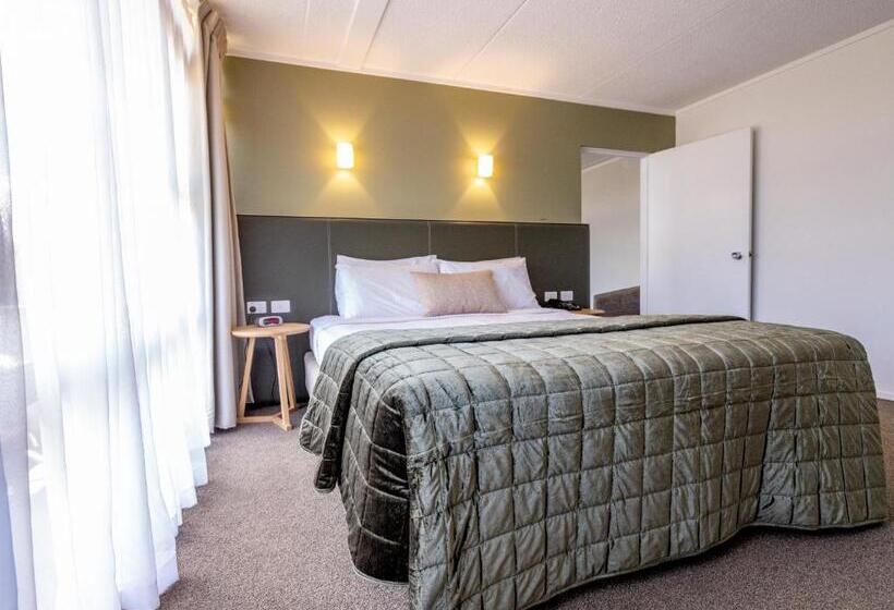 בית מלון כפרי Auckland Rose Park