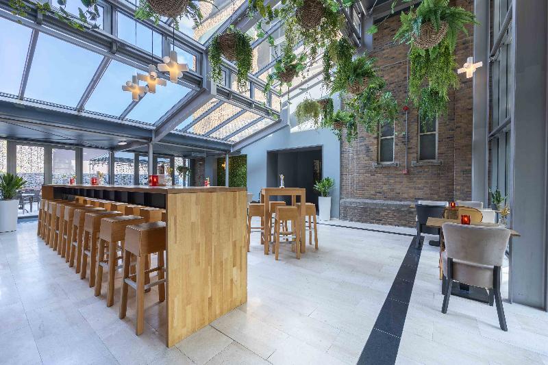 Leonardo Hotel Breda City Center