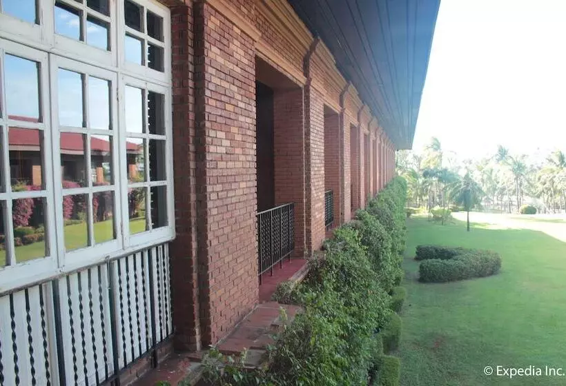 Fort Ilocandia Resort Hotel