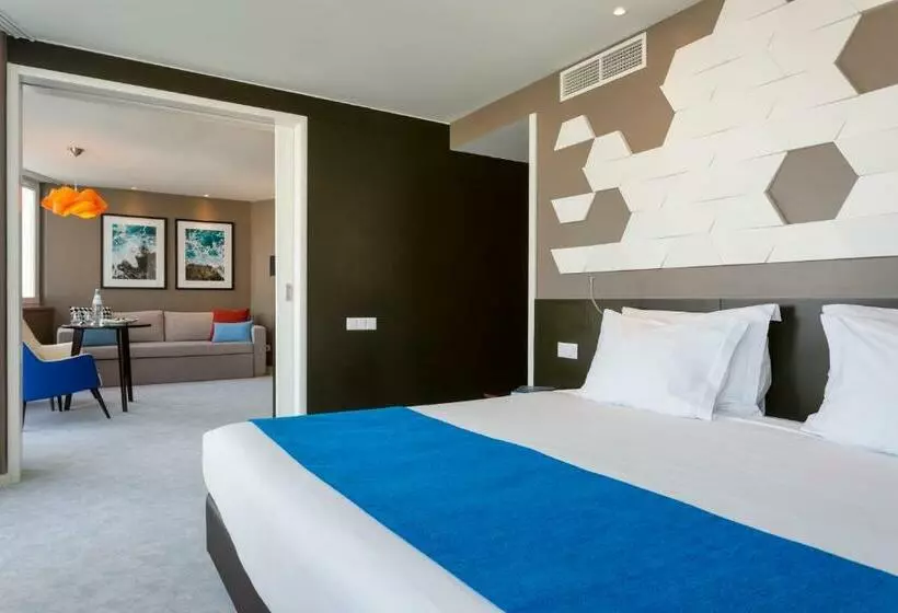 هتل AP Eva Senses