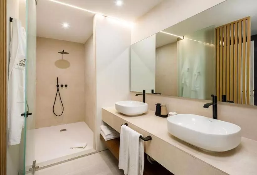 هتل AP Eva Senses