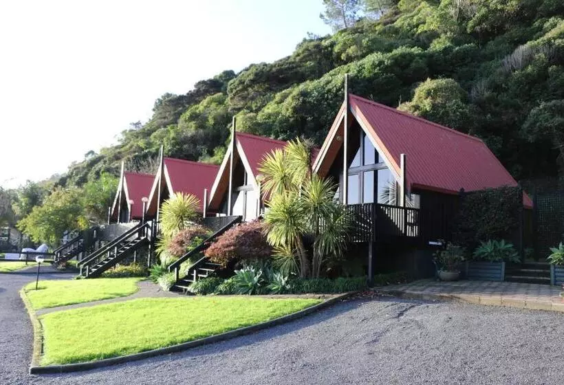 فندق Coastal Motor Lodge