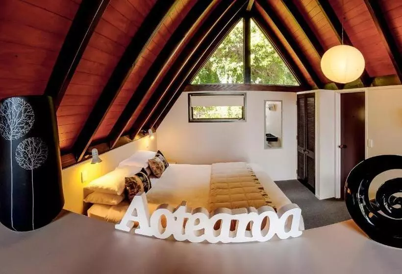 فندق Coastal Motor Lodge