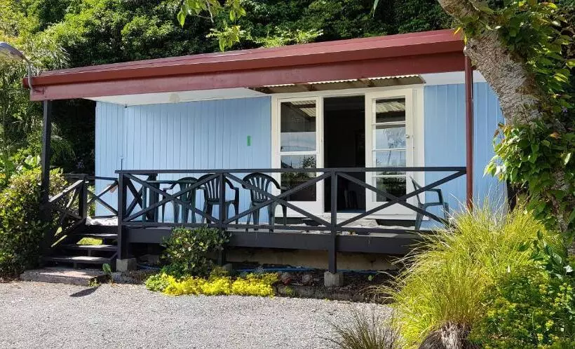 فندق Coastal Motor Lodge