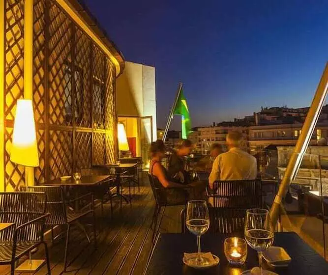 هتل Pao De Acucar