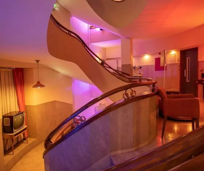 هتل Pao De Acucar