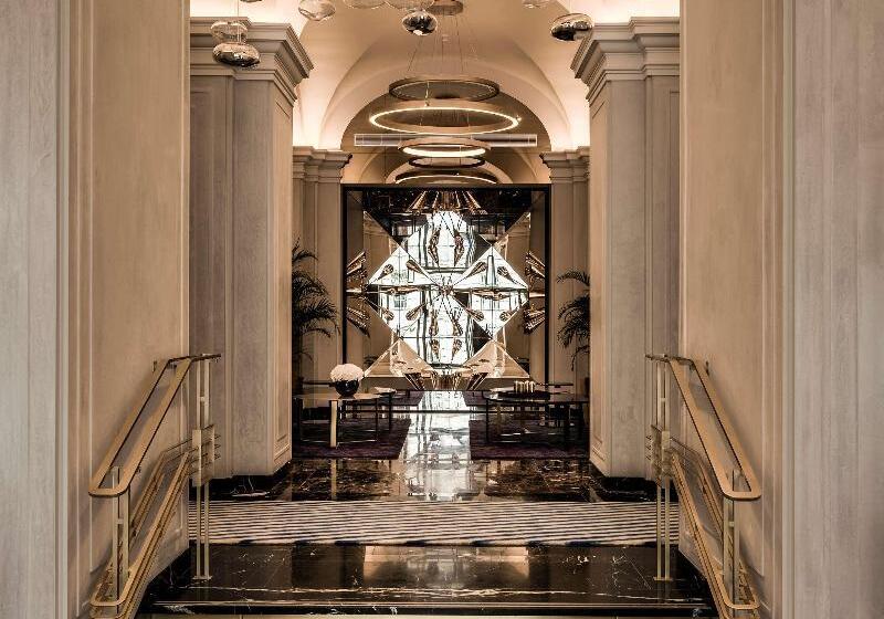 בית מלון כפרי Raffles Europejski Warsaw