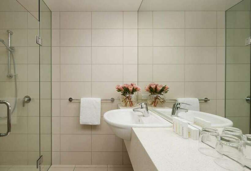 Отель Rydges Christchurch