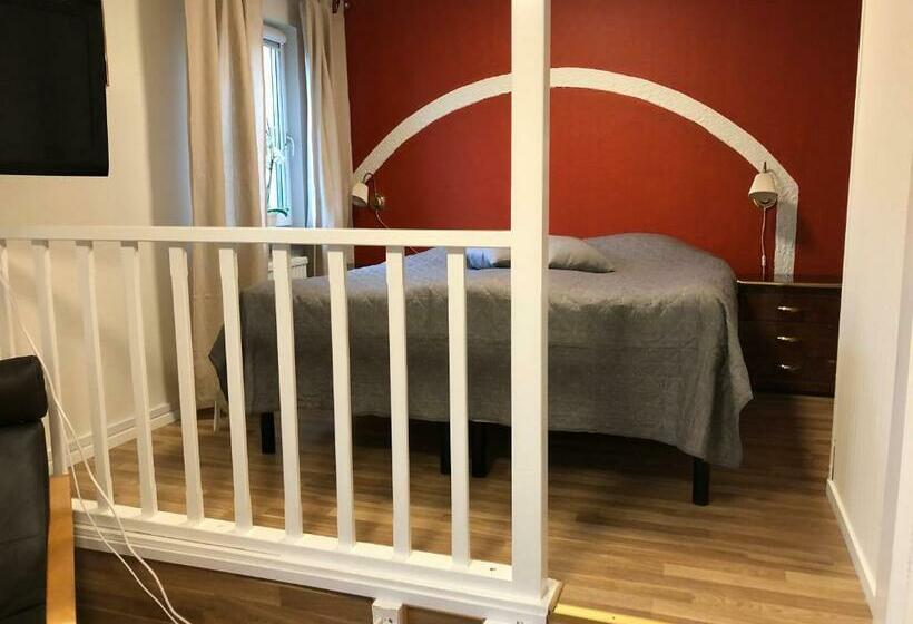 Saras Hotel Fd Amadeus