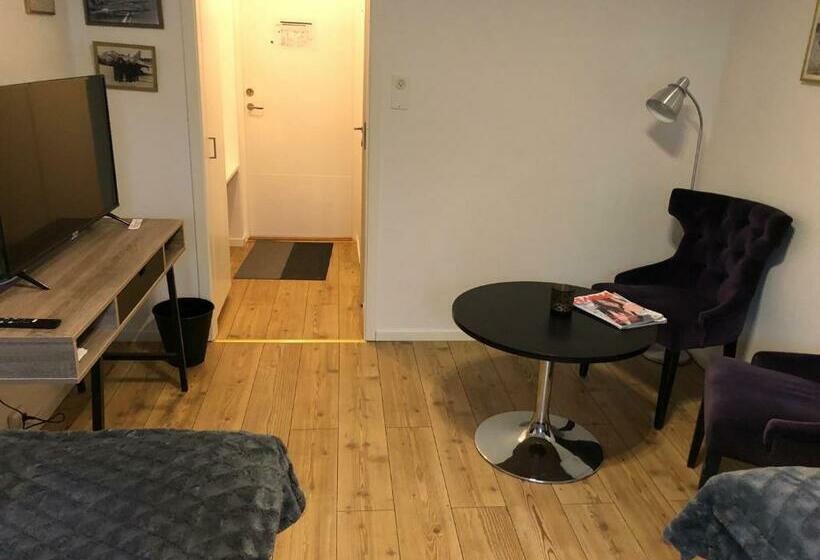 Saras Hotel Fd Amadeus