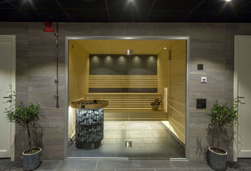 First Hotel Dragonen