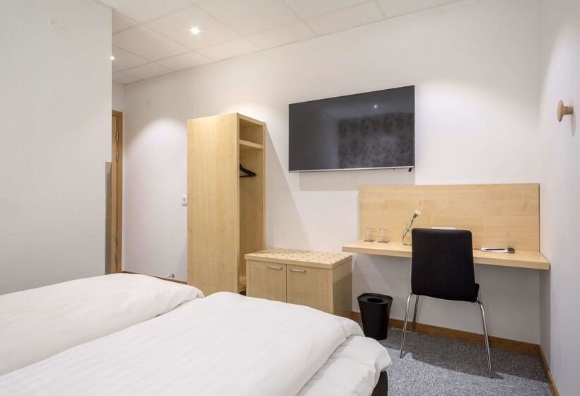 First Hotel Dragonen