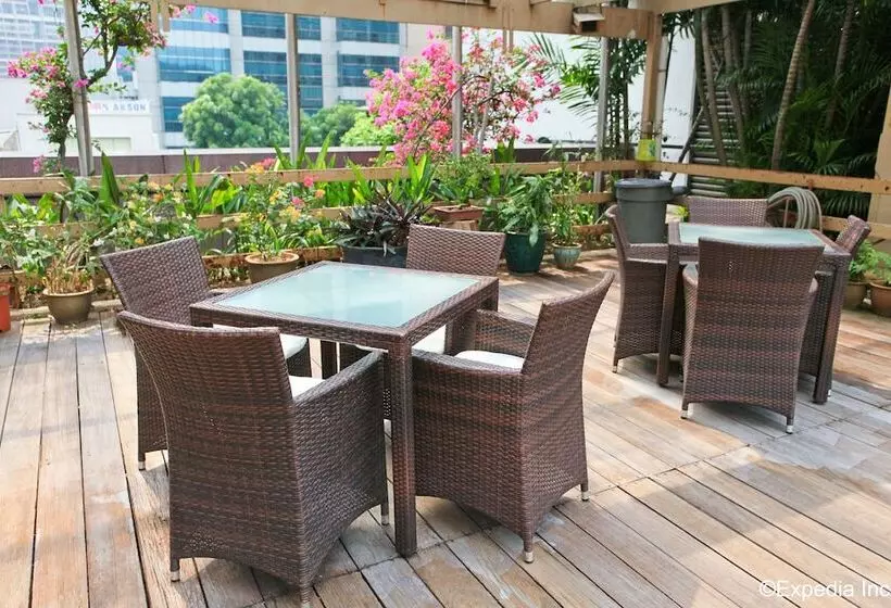 هتل Grand Pacific