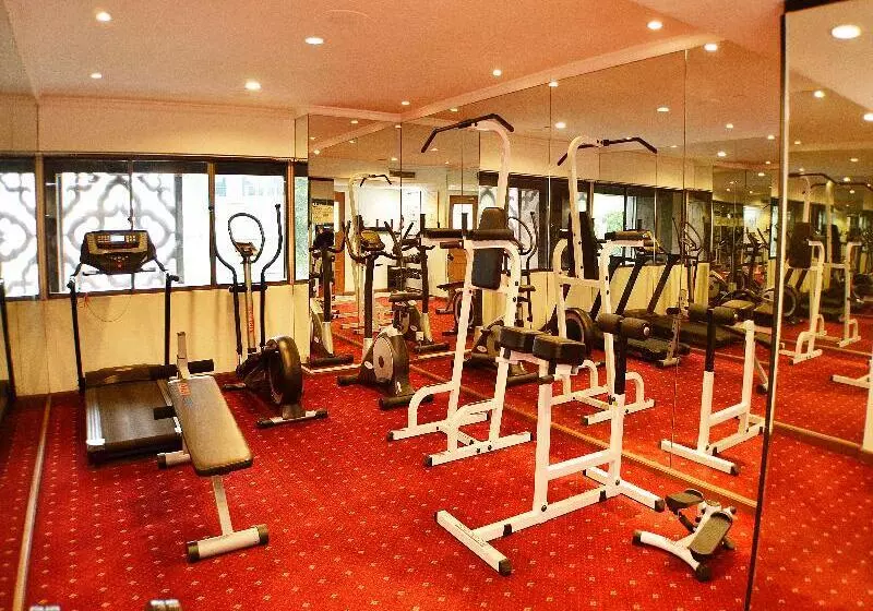 هتل Grand Pacific