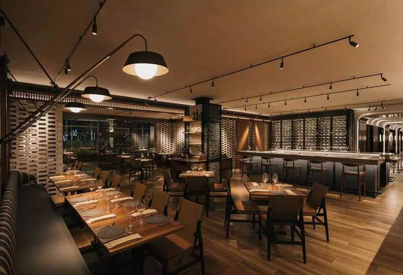 هتل Hilton Singapore Orchard