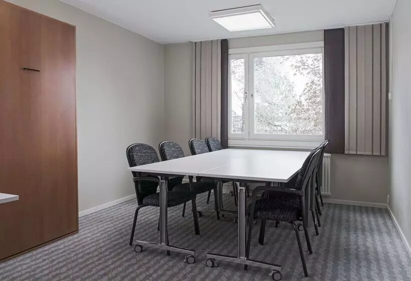 בית מלון כפרי Scandic Norrkoping Nord