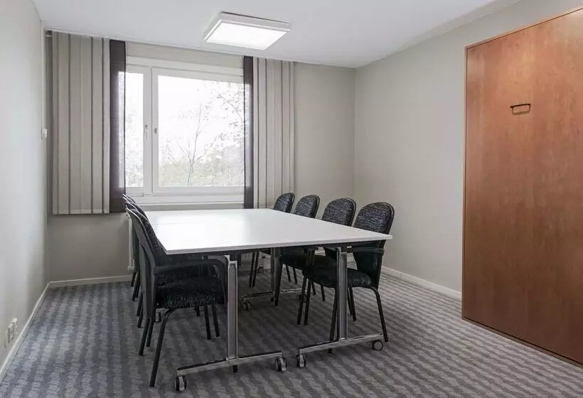 בית מלון כפרי Scandic Norrkoping Nord