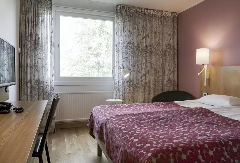 בית מלון כפרי Scandic Norrkoping Nord