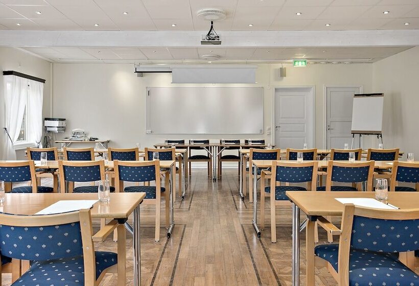 בית מלון כפרי Toftaholm Herrgård