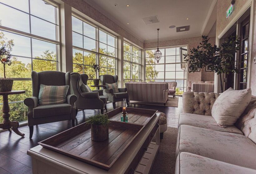 בית מלון כפרי Ystad Saltsjobad