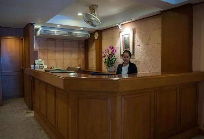 Lido Beach Hotel Pattaya