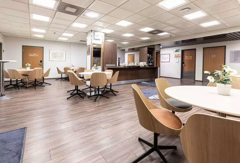 هتل Scandic Oulu Station