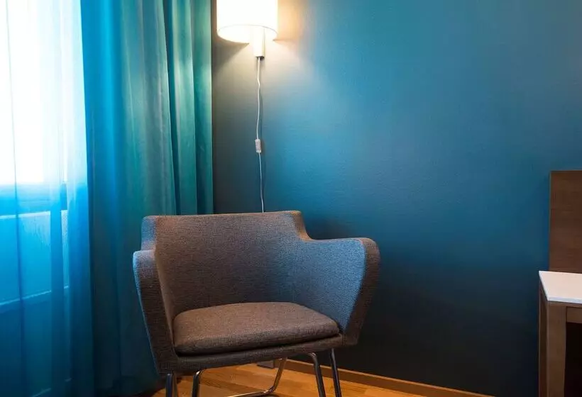 هتل Scandic Oulu Station