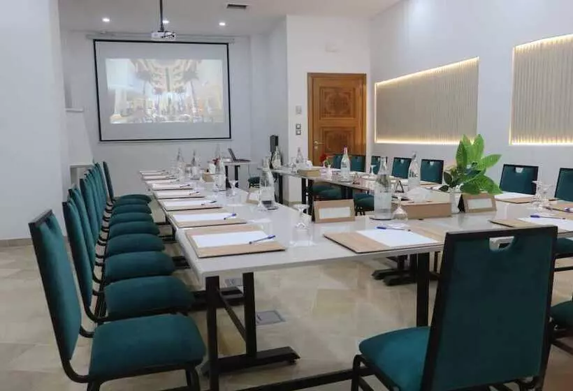 Hotelli Saphir Palace & Spa