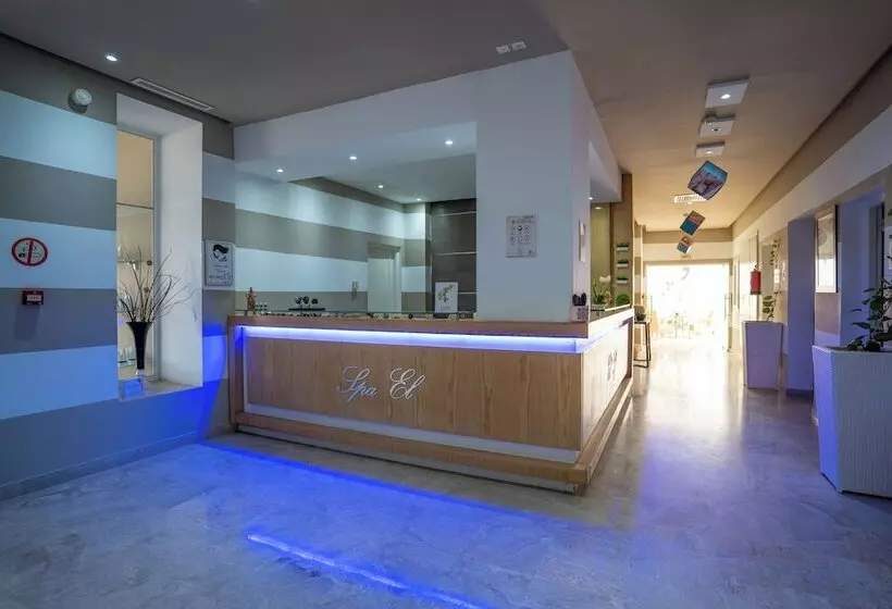 Hotelli Saphir Palace & Spa