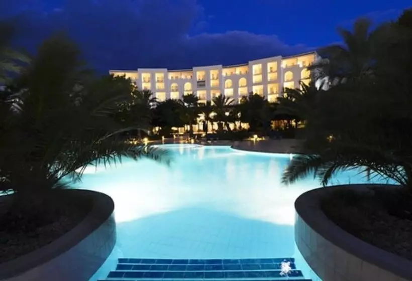 Hotelli Saphir Palace & Spa