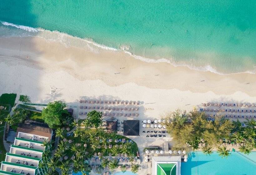 Le Meridien Phuket Beach Resort