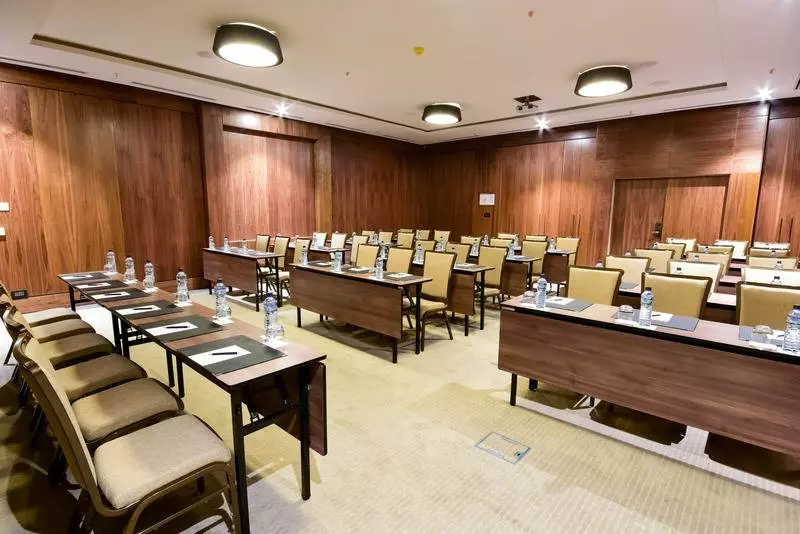 هتل 2 Fevrier, Lome