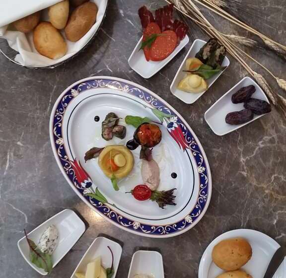 هتل Ankara Hiltonsa