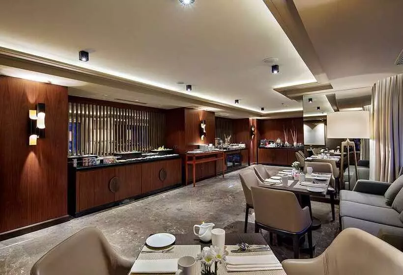 هتل Ankara Hiltonsa