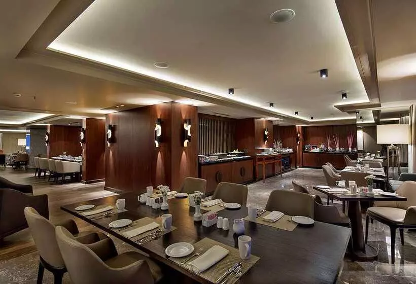 هتل Ankara Hiltonsa